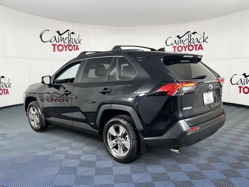Used 2025 Toyota RAV4 LE image 5