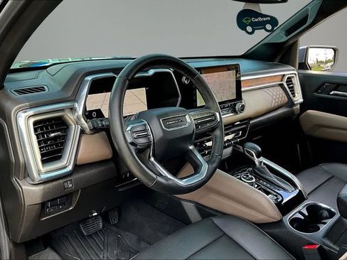 Used 2024 GMC Canyon Denali AWD/4WD image 18