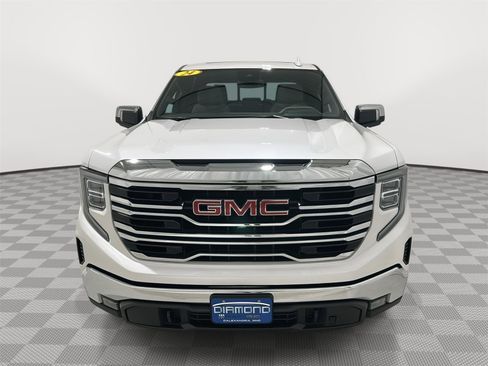 Used 2024 GMC Sierra 1500 SLT w/ SLT Premium Package image 9