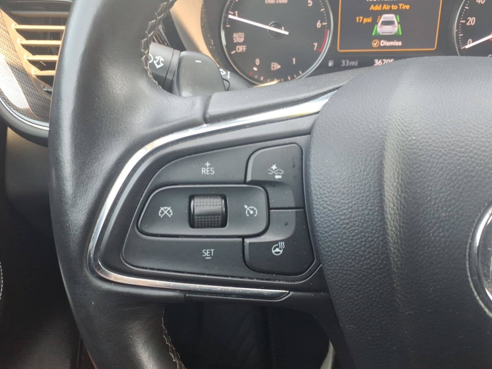 Used 2022 Buick Envision Essence w/ Technology Package I FWD image 23