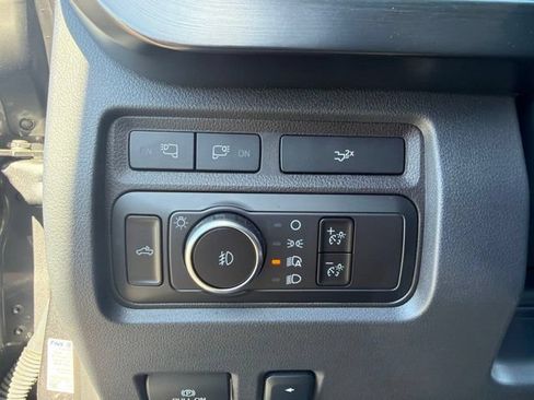 Used 2024 Ford F450 Lariat w/ Lariat Ultimate Package AWD/4WD image 19