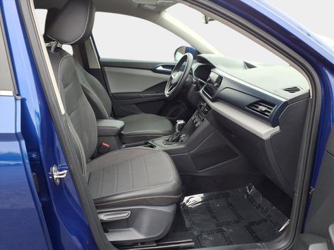 Used 2022 Volkswagen Taos SE image 14