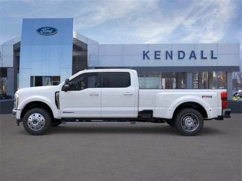 New 2026 Ford F450 XLT w/ XLT Premium Package image 3