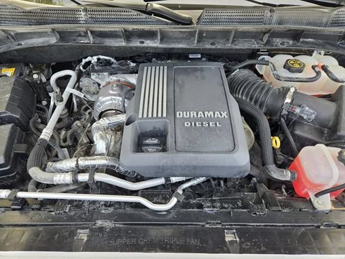 Used 2022 GMC Sierra 1500 SLT AWD/4WD image 40