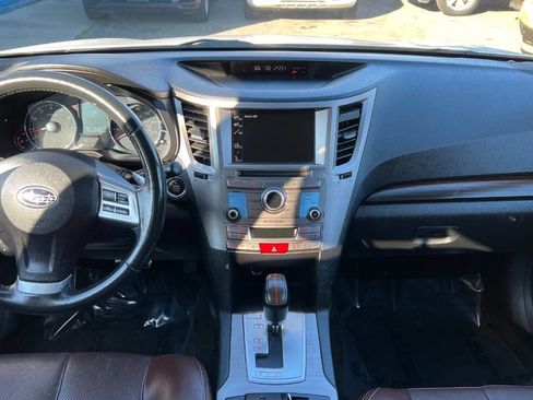 Used 2014 Subaru Outback 2.5i Limited image 9