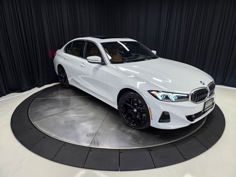 Used 2025 BMW 330i xDrive Sedan w/ Premium Package AWD/4WD image 59