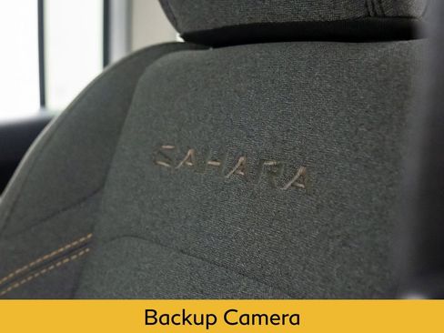 Used 2024 Jeep Wrangler Sahara image 19