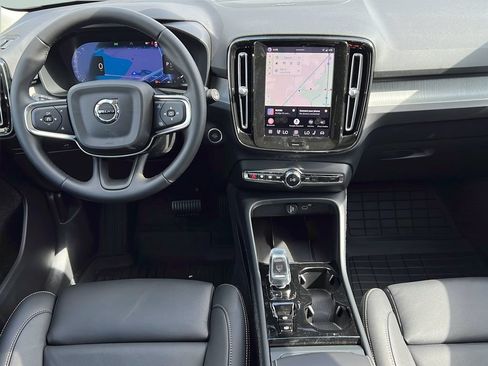 New 2026 Volvo XC40 B5 Plus w/ Climate Package AWD/4WD image 13