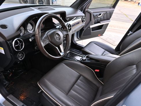 Used 2013 Mercedes-Benz GLK 350 2WD image 11