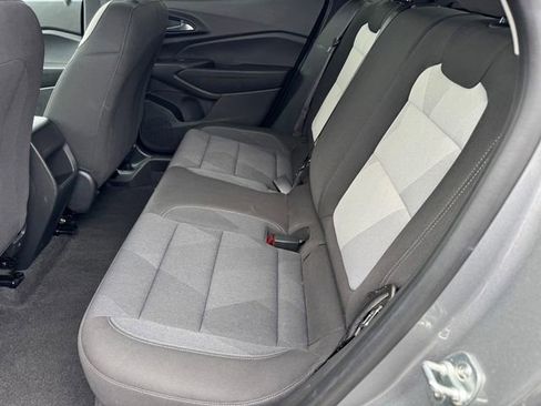 Certified 2025 Chevrolet Trax LS FWD image 11