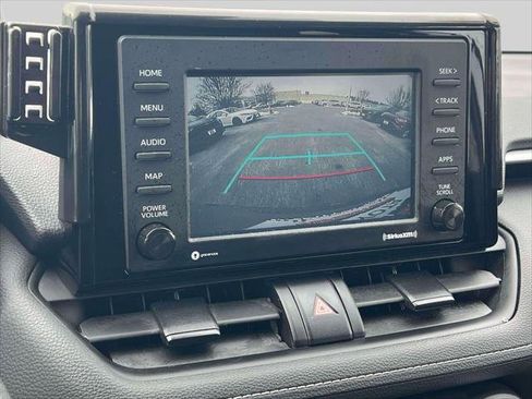 Certified 2022 Toyota RAV4 XLE image 33