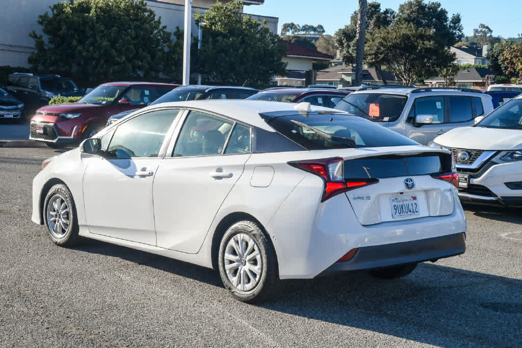 Used 2020 Toyota Prius LE FWD image 7