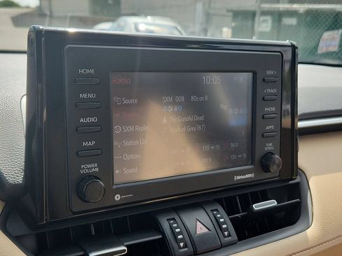 Used 2022 Toyota RAV4 XLE Premium AWD/4WD image 12