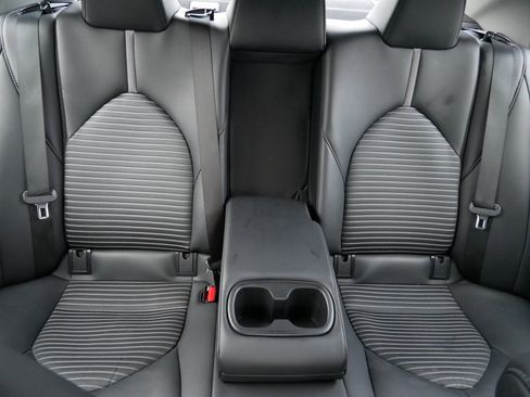 Certified 2024 Toyota Camry SE w/ Convenience Package image 13