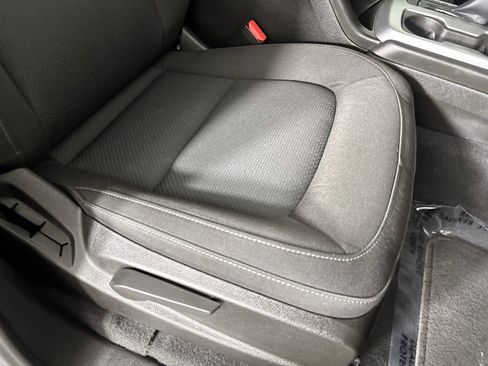 Used 2022 Chevrolet Colorado LT w/ LPO, Tonneau and Step Package AWD/4WD image 26