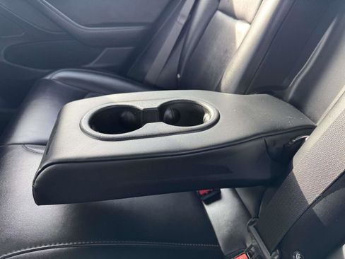 Used 2018 Tesla Model 3 Long Range image 10