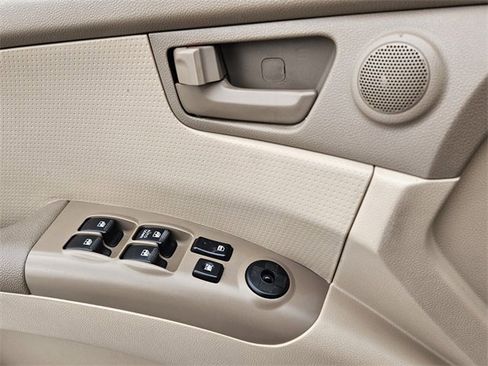 Used 2010 Kia Sportage LX image 28