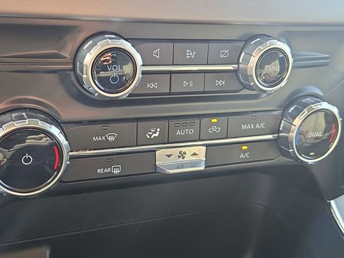 Used 2024 Ford F150 XLT w/ Mobile Office Package image 23