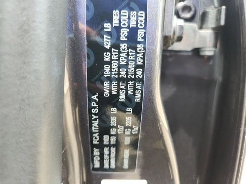 Used 2020 Jeep Renegade Latitude w/ Popular Equipment Group FWD image 33