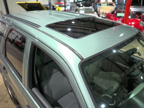 Used 2006 Ford Escape XLT image 19