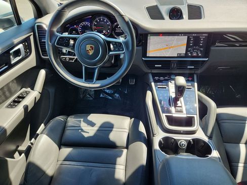 Used 2019 Porsche Cayenne S AWD/4WD image 4