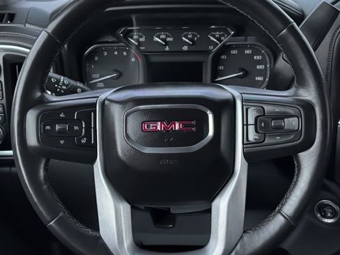 Used 2022 GMC Sierra 1500 Elevation image 15