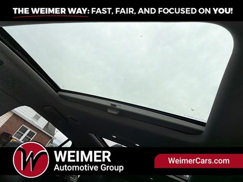 Used 2019 GMC Acadia SLT AWD/4WD image 30