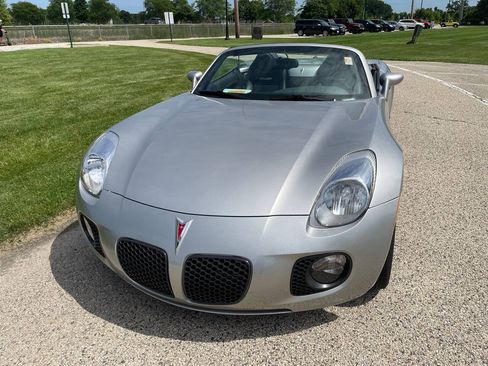 Used 2007 Pontiac Solstice GXP w/ Premium Package RWD image 44