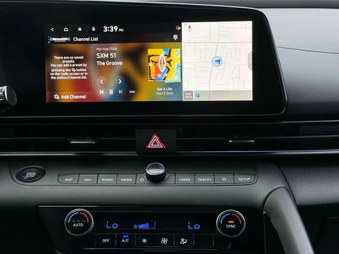 New 2025 Hyundai Elantra SEL image 26