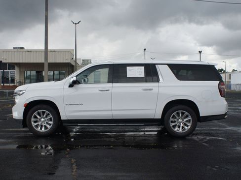 Used 2023 Chevrolet Suburban Premier RWD image 12