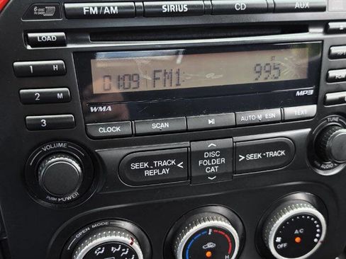 Used 2010 MAZDA MX-5 Miata Touring w/ Suspension Pkg image 11