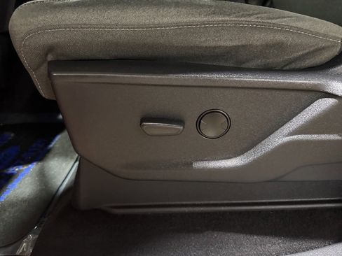 Used 2023 Ford F350 XLT image 16