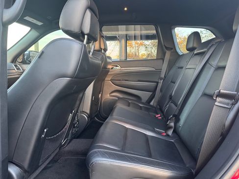 Used 2018 Jeep Grand Cherokee Limited RWD image 11