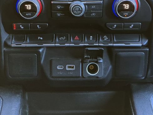 Used 2022 Chevrolet Silverado 1500 LT Trail Boss w/ Safety Package image 9