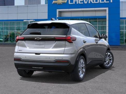 New 2027 Chevrolet Bolt LT w/ Comfort Package FWD image 4