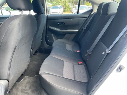 Used 2025 Nissan Sentra SV image 23