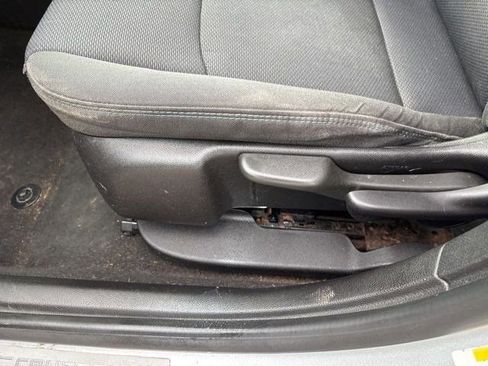 Used 2017 Chevrolet Cruze LT w/ RS Package image 12