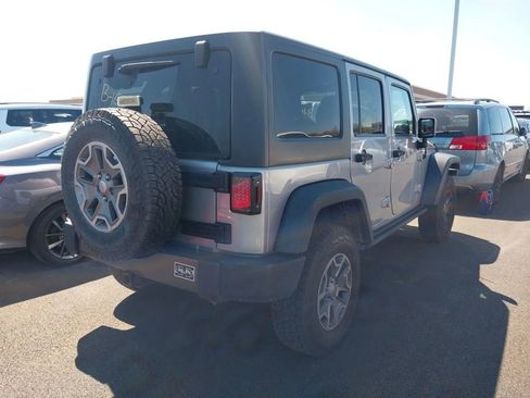 Used 2016 Jeep Wrangler Unlimited Sport image 3