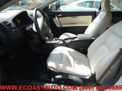 Used 2011 Volvo C70 T5 image 8