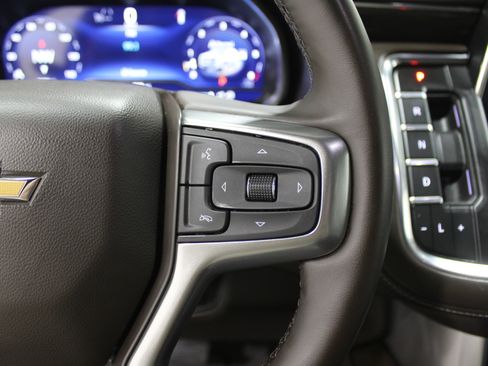 Used 2024 Chevrolet Tahoe LT w/ Luxury Package image 12