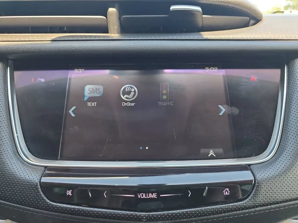 Used 2017 Cadillac XT5 Luxury FWD image 32