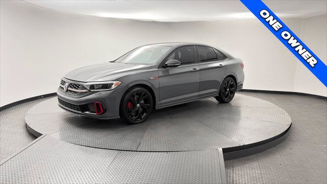 Used 2023 Volkswagen Jetta GLI Autobahn FWD image 2