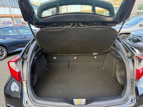 Used 2018 Toyota C-HR XLE image 27