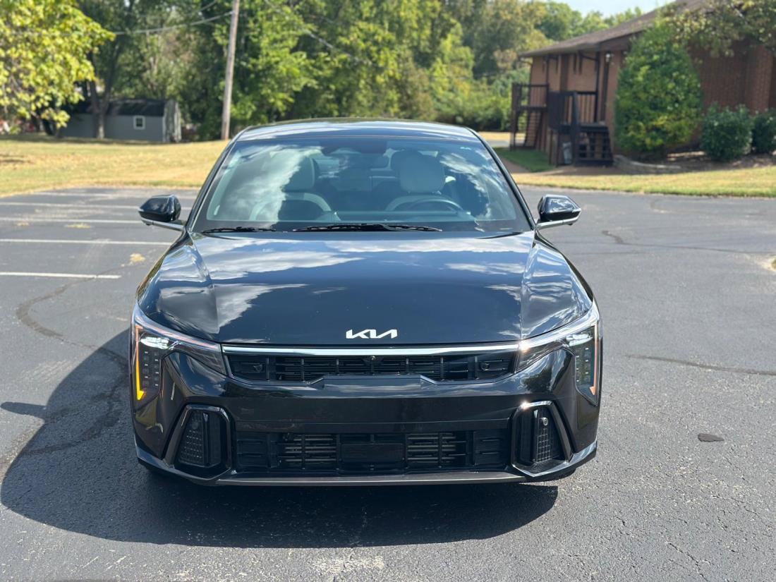Used 2025 Kia K4 GT-Line Turbo FWD image 2