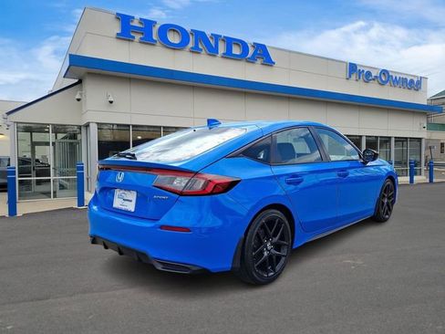 Used 2023 Honda Civic Sport image 4