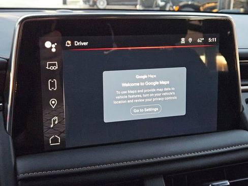 Used 2024 GMC Yukon AT4 w/ Technology Package image 15