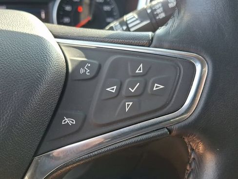Used 2020 Chevrolet Equinox LT AWD/4WD image 21