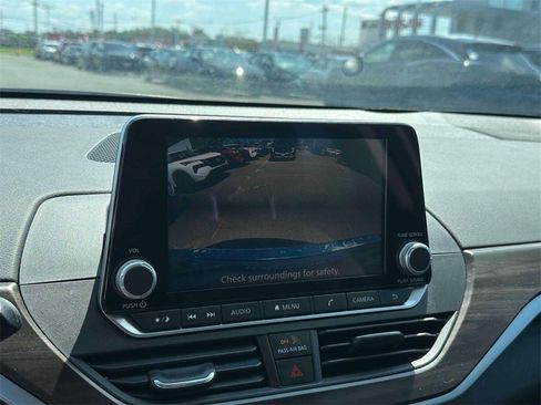 Certified 2023 Nissan Altima 2.5 SV image 28