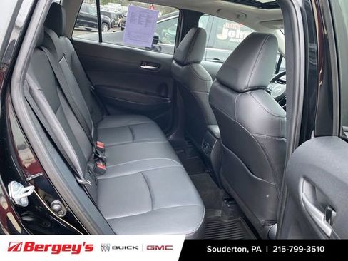 Used 2023 Toyota Corolla Cross XLE w/ Convenience Package AWD/4WD image 30