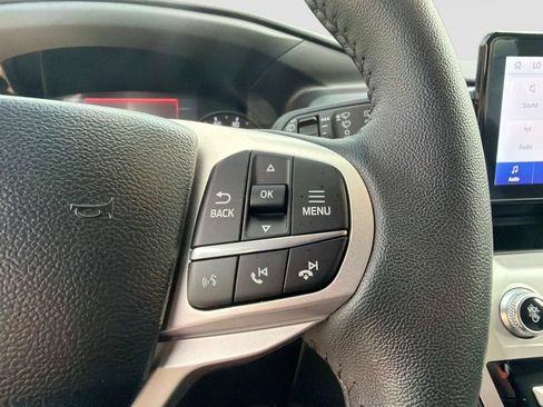 Used 2024 Ford Explorer XLT w/ Equipment Group 202A AWD/4WD image 28